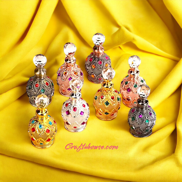 Premium Vintage Perfume bottle , assorted color 1 piece perfume bottle Handcrafted Detail View