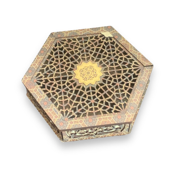 WOODEN HEXAGON BOX