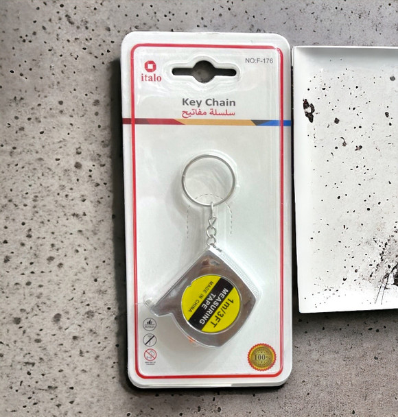 Premium Compact 1m Measuring Tape Keychain High-Quality Design