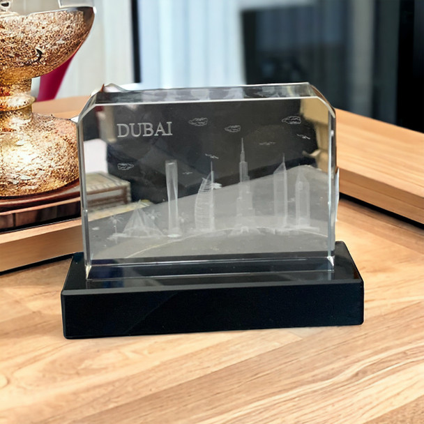 Luxury Exquisite Dubai Engraved Crystal Glass Showcase - Craftihouse Dubai