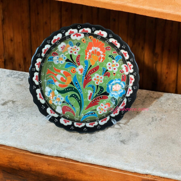 Premium Turkish Flower Pattern Ceramic Plate 18 cm Artisan Detail View