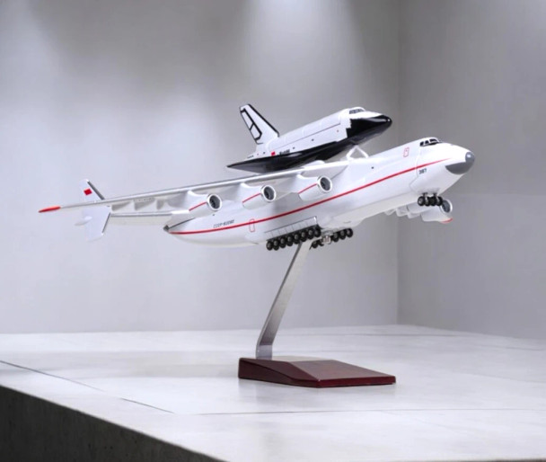 Luxury Extra Large 1/200 Scale Resin Model of Antonov An-225 Mriya with Buran Space Shuttle Artisan Detail View