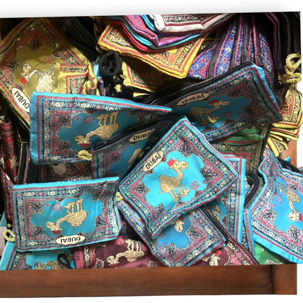 Luxury Uae Assorted Camel Pattern Zippered Artisan Detail View