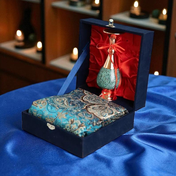 gift-set-termeh-tablecloth-firoozeh-koobi-vase