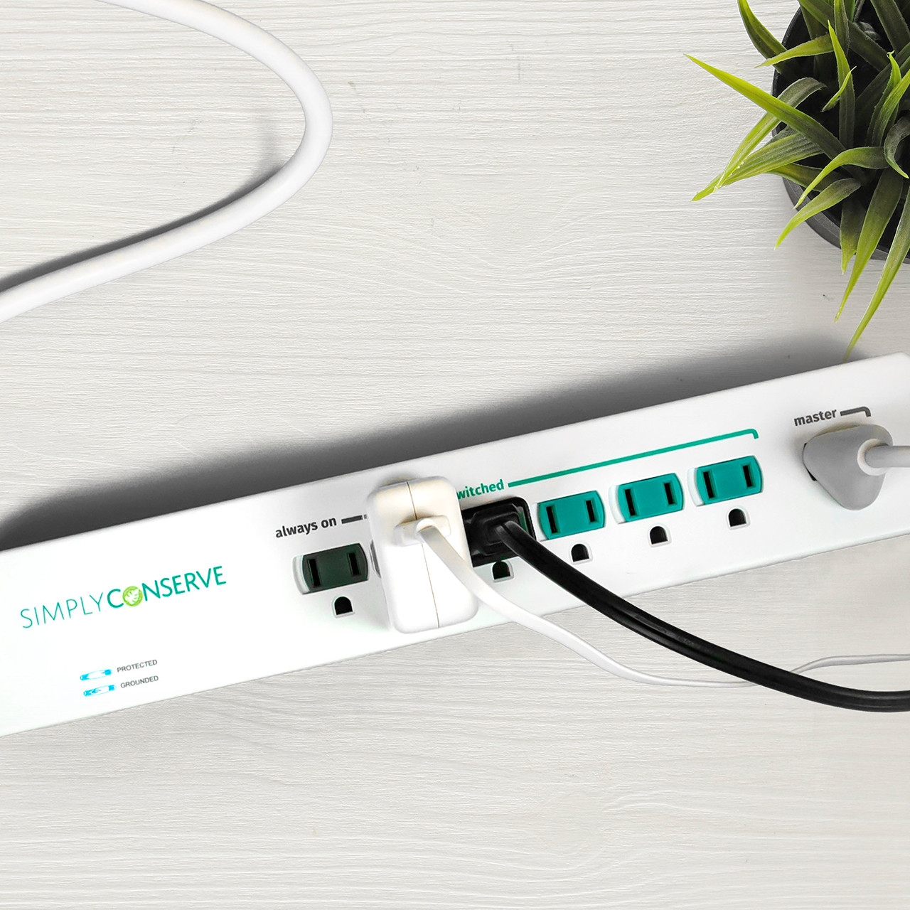 7-Outlet Advanced Power Strip with plug in master outlet and additional plugs in switched outlets