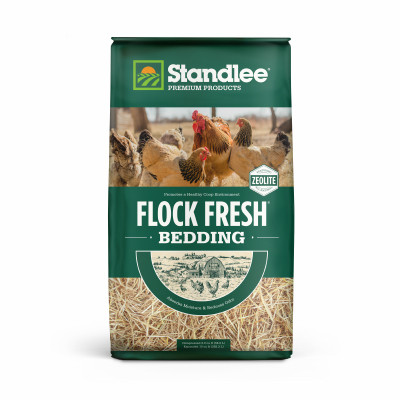 Flock Fresh Chopped Straw, 25-Lbs.
