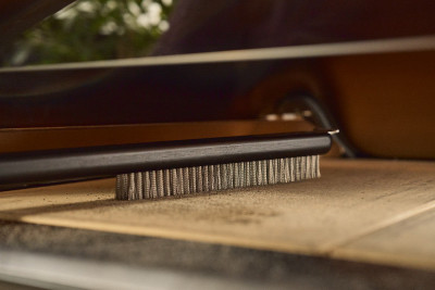 LONG PIZZA OVEN BRUSH