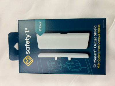 Outsmart Outlet Shield, 2-Pk.