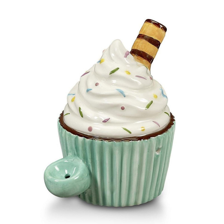 NOVELTY CUPCAKE SHAPED HAND PIPE
