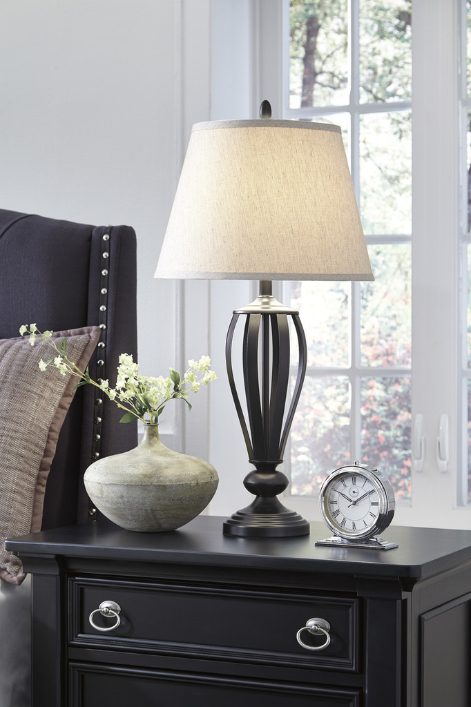 mildred table lamp