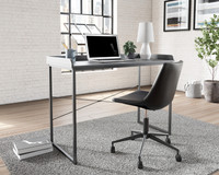 The Yarlow Simple Desk
