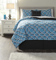 The Zinger Comforter Collection