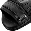 VENUM LIGHT FOCUS MITTS - BLACK/BLACK (PAIR) VENUM LIGHT FOCUS MITTS - BLACK/BLACK (PAIR)