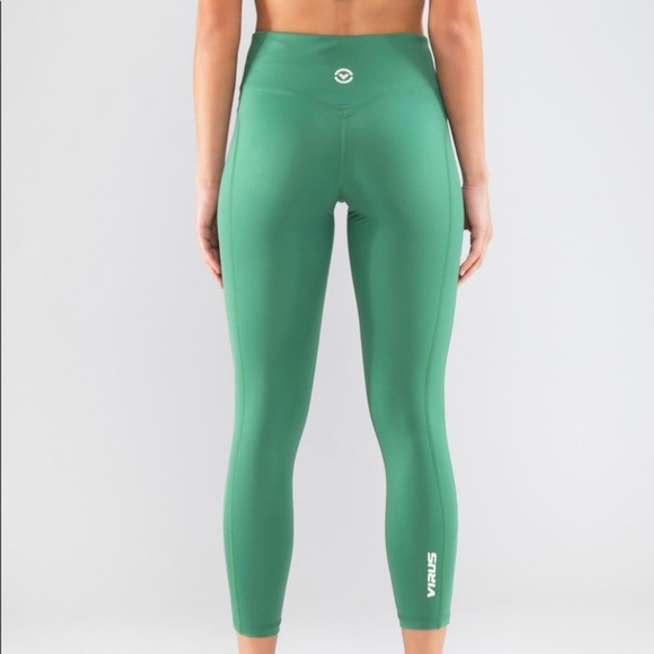 Virus Performance - ALL NEW Women's Bioceramic Eau28 Compression