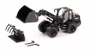 Britains JCB TM420S Black Limited Edition (43387)