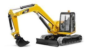 Bruder CAT Mini Excavator (2456)