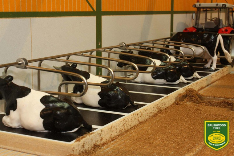 Brushwood Metal Cow Cubicles - Singles (BT2098)