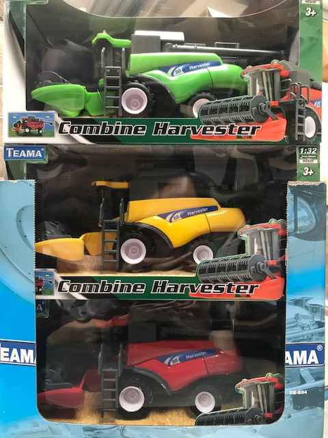 Teama Combine Harvester 1:32 Scale (60462)