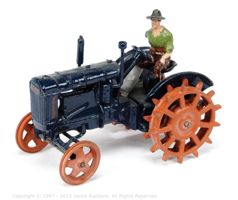 Britains Fordson Major with Steel Wheels (43378)