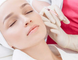 ICH DENKE ÜBER BOTOX NACH, WAS SOLLTE ICH WISSEN