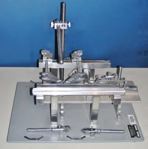 Narishige ST-7 Stereotaxic Instrument