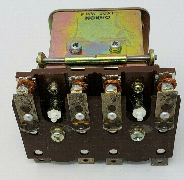 OMRON MM4 AC100 POWER RELAY, General Purpose Relay 4PDT (4 Form C) New Old Stock