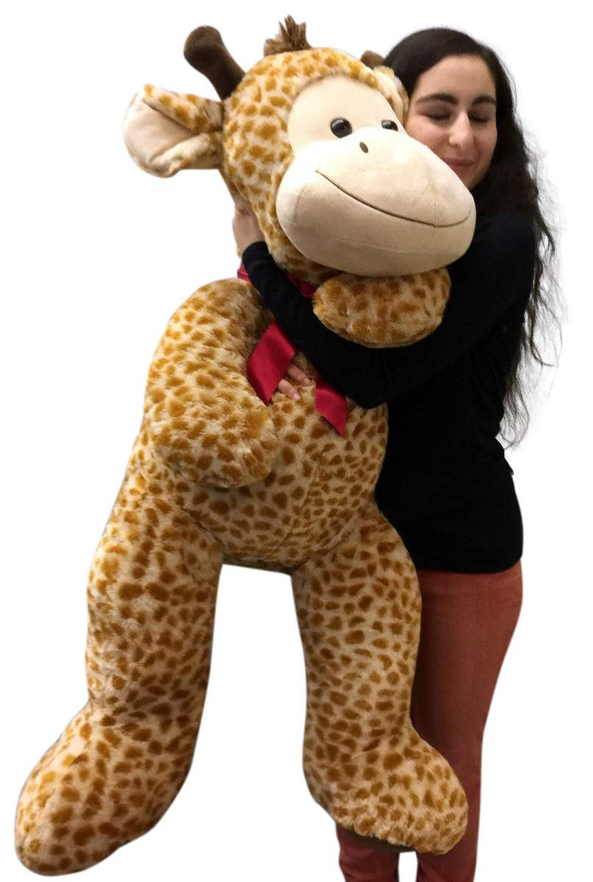 oversized giraffe stuffed animal