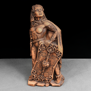 Morrigan Statue - Large Celtic Goddess Home Altar Decor Morrigan Statue - Large Celtic Goddess Home Altar Decor