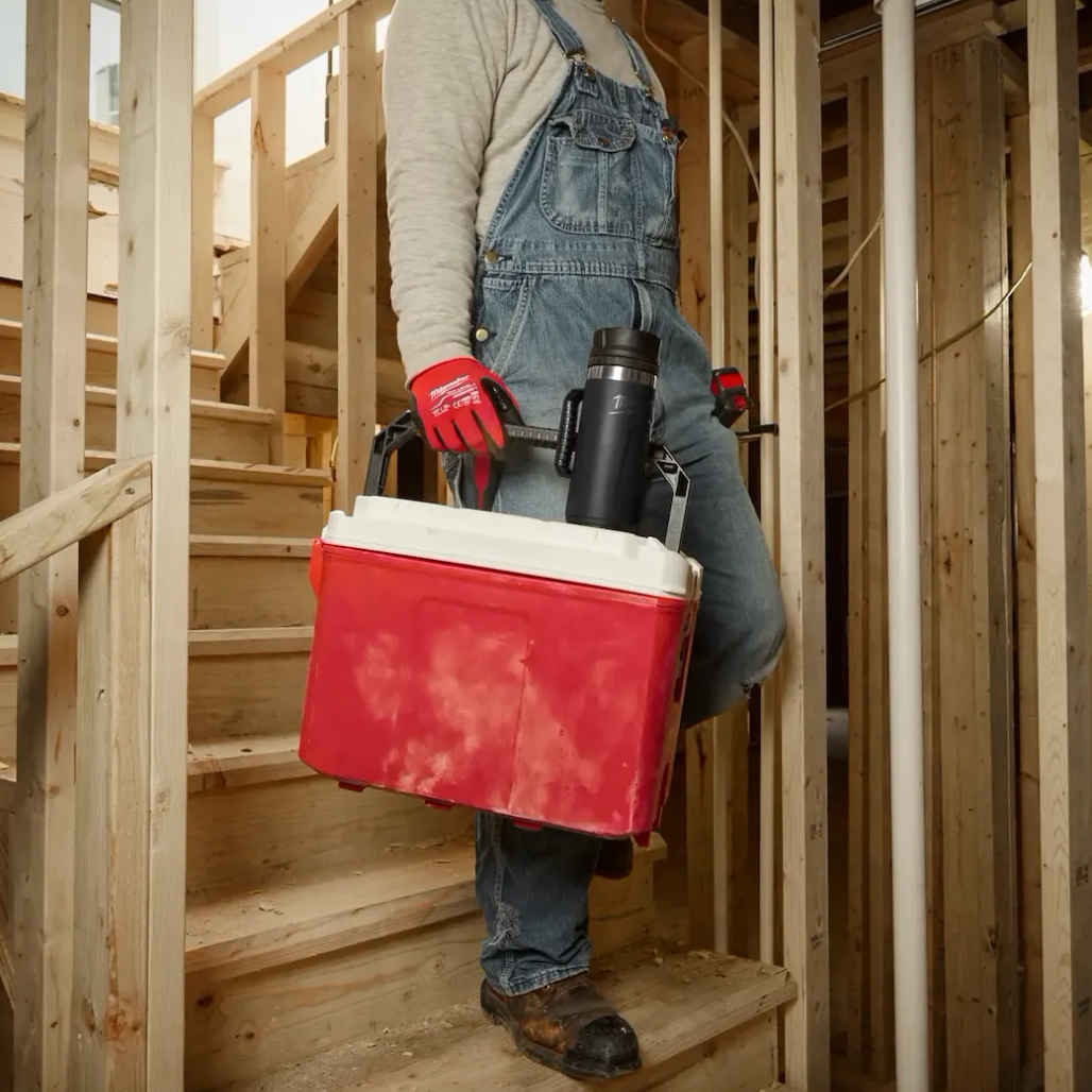 Vaso Termico PACKOUT de 18oz Negro con Tapa 48228394B Milwaukee