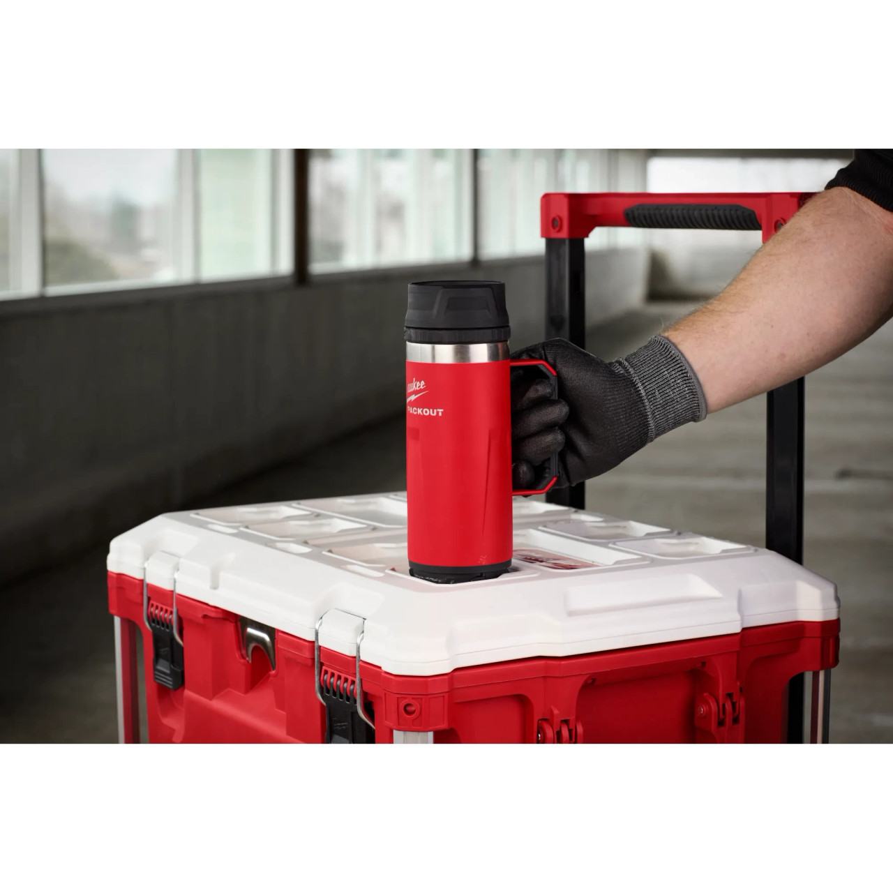Vaso Térmico PACKOUT de 18oz Rojo con Tapa 48228394R Milwaukee