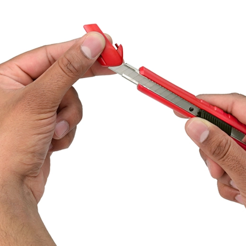 Navaja Multiusos Deslizable de 9mm 48221963 Milwaukee