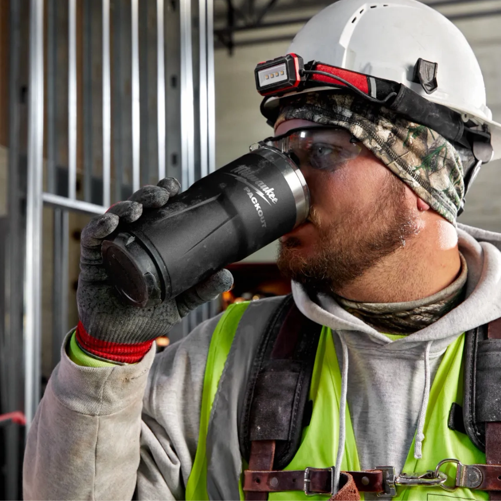 Vaso Térmico PACKOUT TUMBLER de 30oz Negro 48228393B Milwaukee