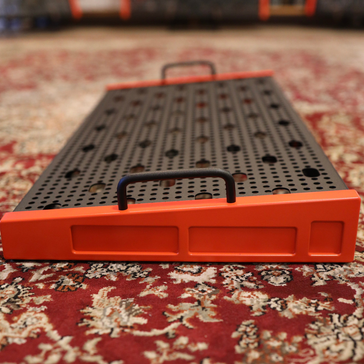 Temple Audio DUO 24 TR Pedalboard with Soft Case - Temple Red