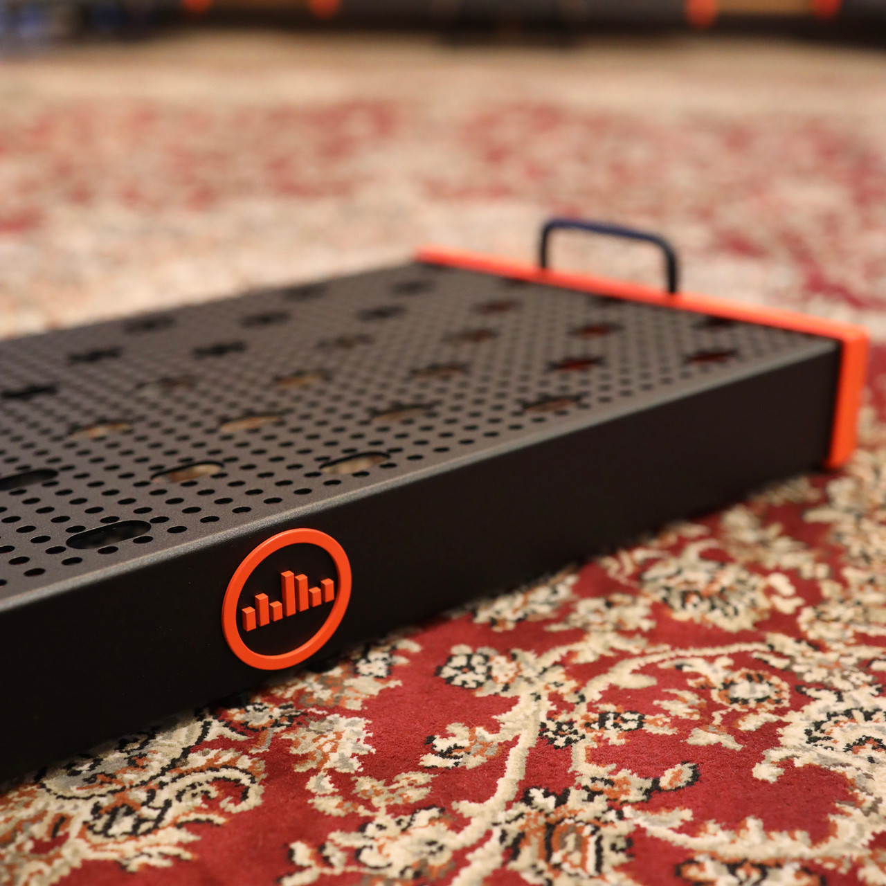 Temple Audio DUO 24 TR Pedalboard with Soft Case - Temple Red