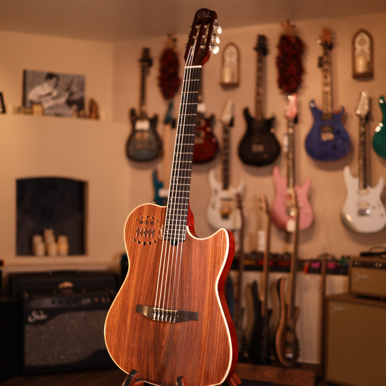 Godin MultiAc Nylon SA Acoustic-Electric Guitar Rosewood 9902 Top