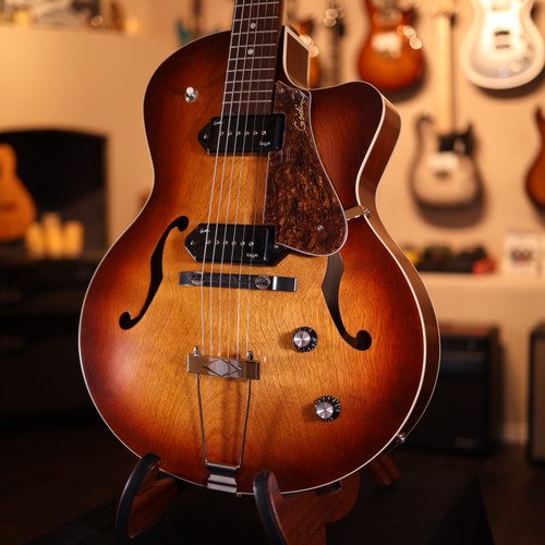 Godin 5th Avenue CW Kingpin II P90- Cognac Burst 0063