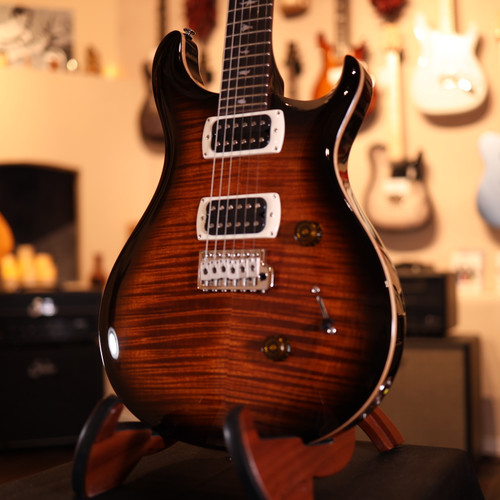 PRS SE Custom 24 - Black Gold Burst 3709