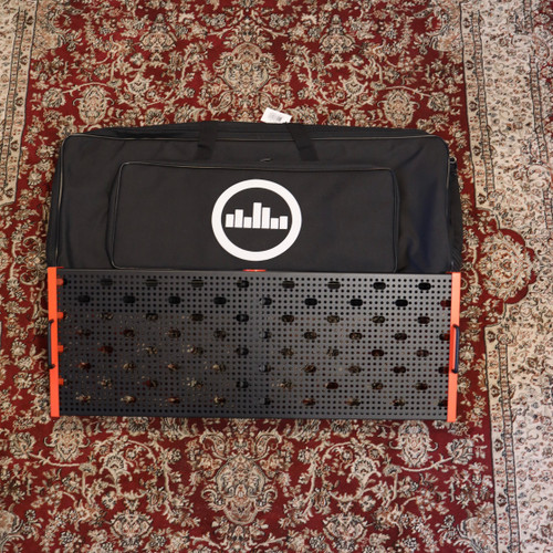 Temple Audio DUO 34 TR Pedalboard With Soft Case Bundle - Temple Red