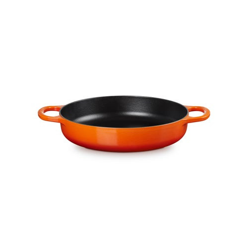 11" Signature Cast Iron Everyday Pan Flame