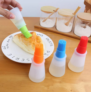 oil dispenser bottle with silicone brush by dazzool.com oil dispenser bottle with silicone brush by dazzool.com