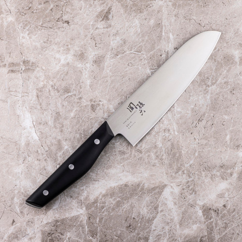 Seki Magoroku Amairo Santoku Knife 16.5cm