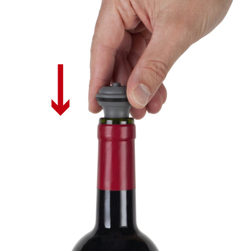 Wine Saver Gift Set Black (1 Pump, 2 Wine Stoppers & 2 Servers)