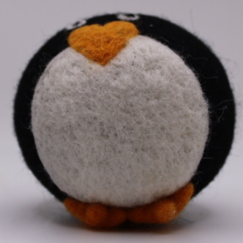 Faraway Farm Dryer Ball (Penguin)