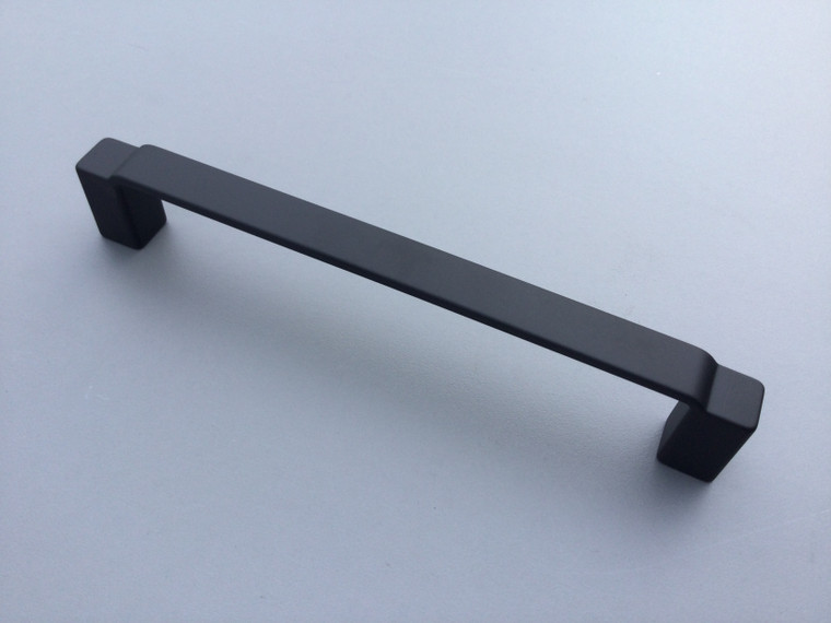 Black Square ‘D’ Kitchen Handle