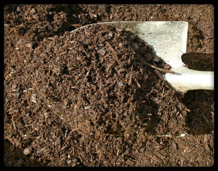 1/4 yard bag Bark Mulch