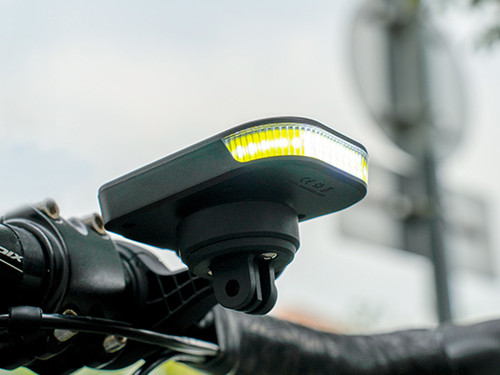 Ravemen FR300 PRO USB Rechargeable Out-Front Front Light with Aluminium Mounting Tab - Compatible with Garmin RRP £59.99 Ravemen FR300 PRO USB Rechargeable Out-Front Front Light with Aluminium Mounting Tab - Compatible with Garmin RRP £59.99