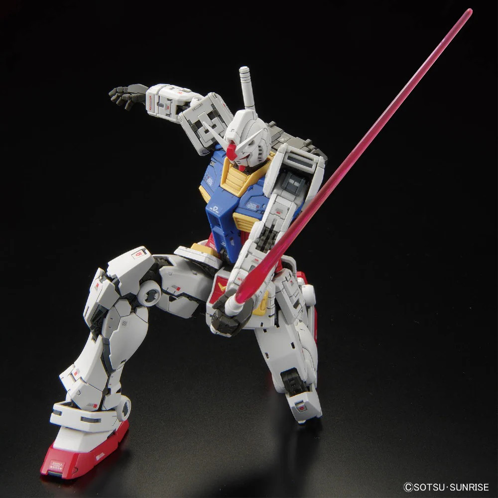 GUNDAM WING: RG RX-78-2 Gundam Ver 2.0