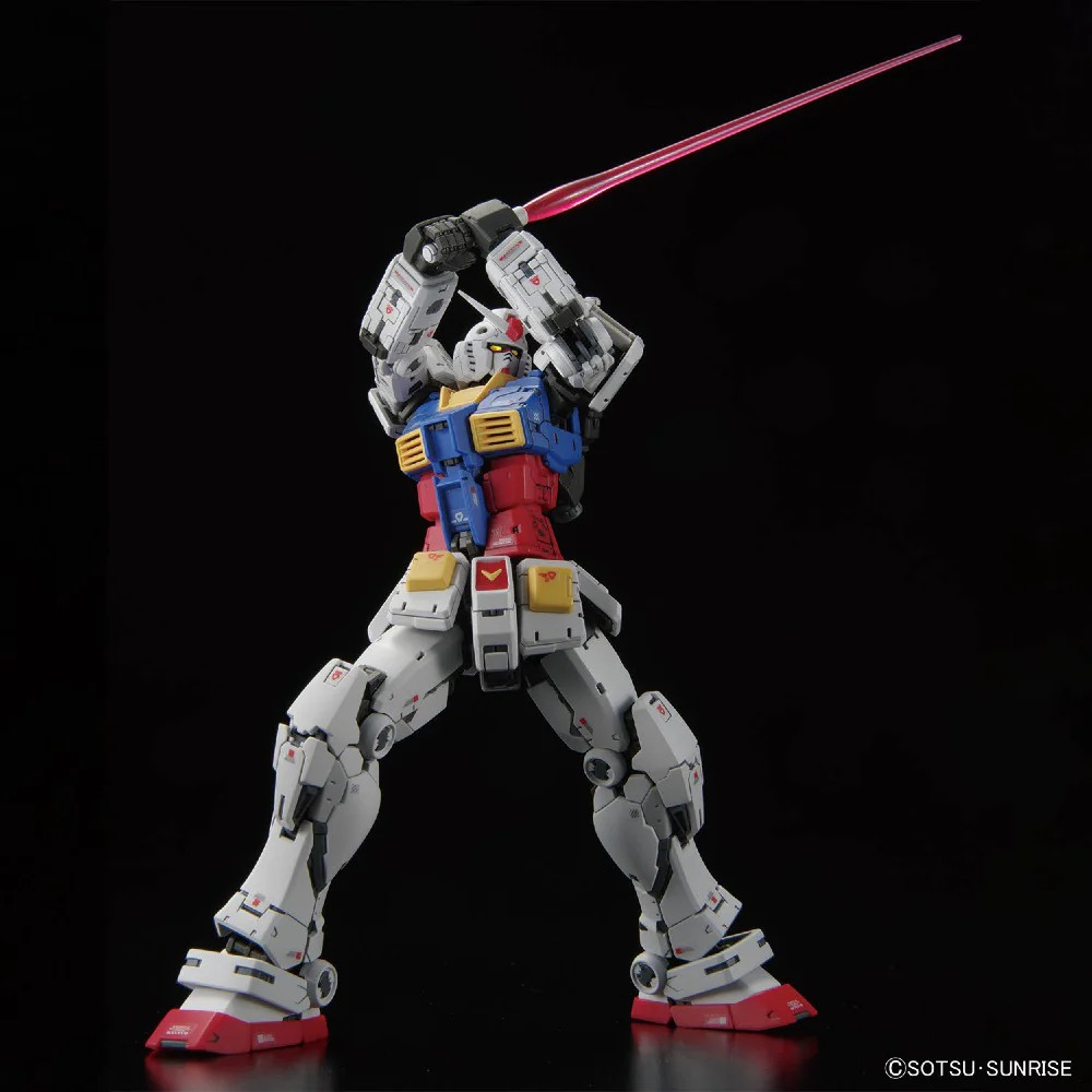 GUNDAM WING: RG RX-78-2 Gundam Ver 2.0