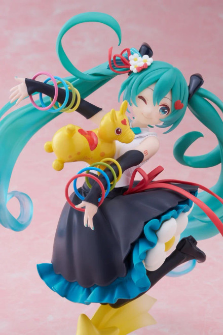 HATSUNE MIKU: Hatsune Miku x Rody Gymnic Figure
