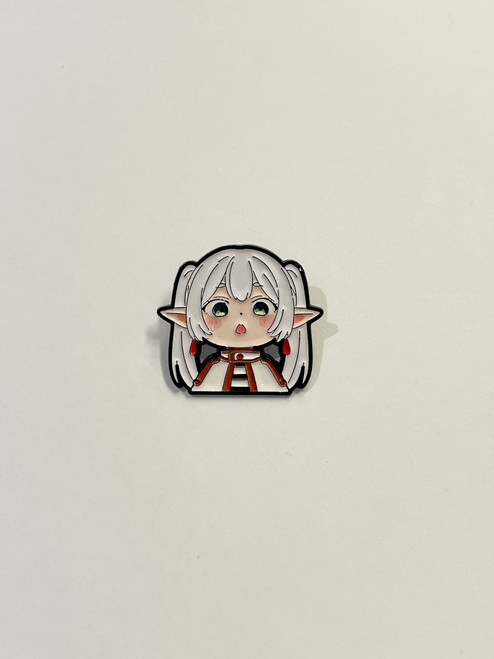 FRIEREN: Surprised Chibi Frieren Enamel Pin